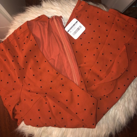 Romper - Picture 3 of 4